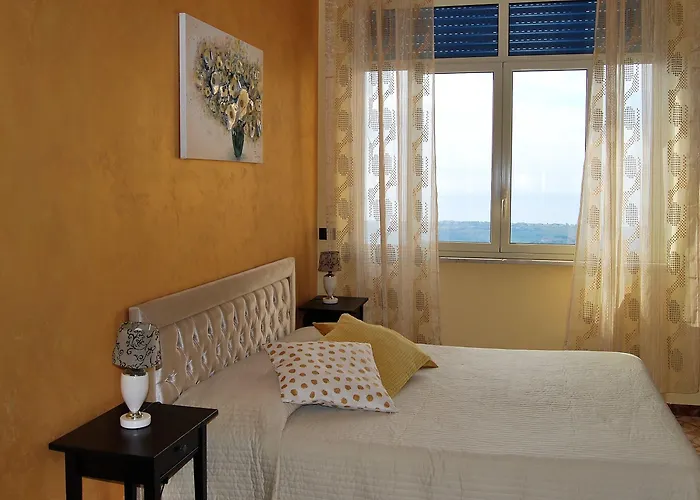 La Finestra Sulla Valle Bed & Breakfast