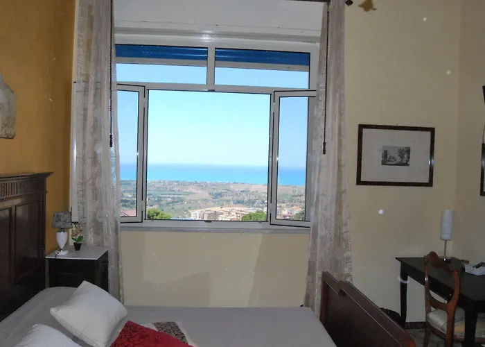 Bed & Breakfast La Finestra Sulla Valle