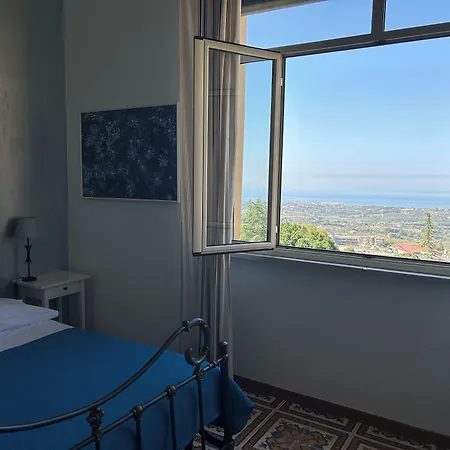 Bed & Breakfast La Finestra Sulla Valle